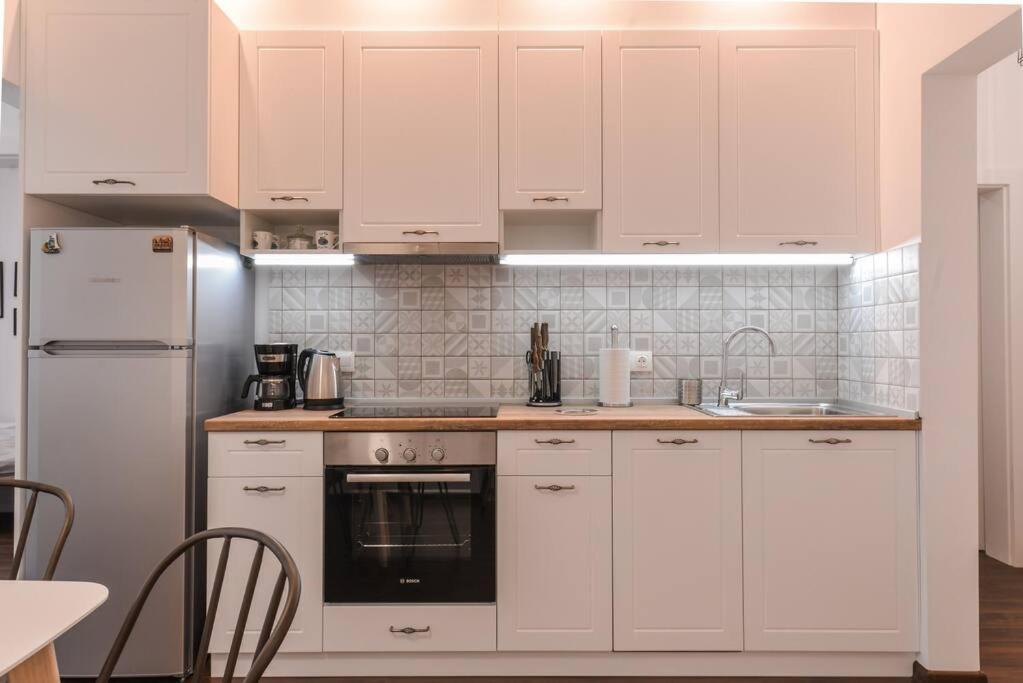 2 Bedroom For Up To 6 Guests *
