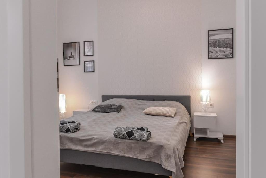 2 Bedroom For Up To 6 Guests Appartamento *